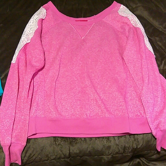 Sweater - Picture 1 of 1